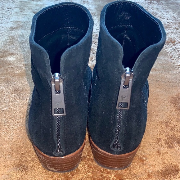 Women’s Joie Black Suede Stud Boots Sz 7 - Picture 6 of 11